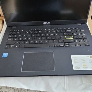 15.6" ASUS Black Laptop Sleek Design with Intel Power